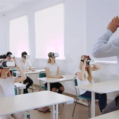 Social Presence and Embodied Interaction: Human Connection and Collaboration in Virtual Reality